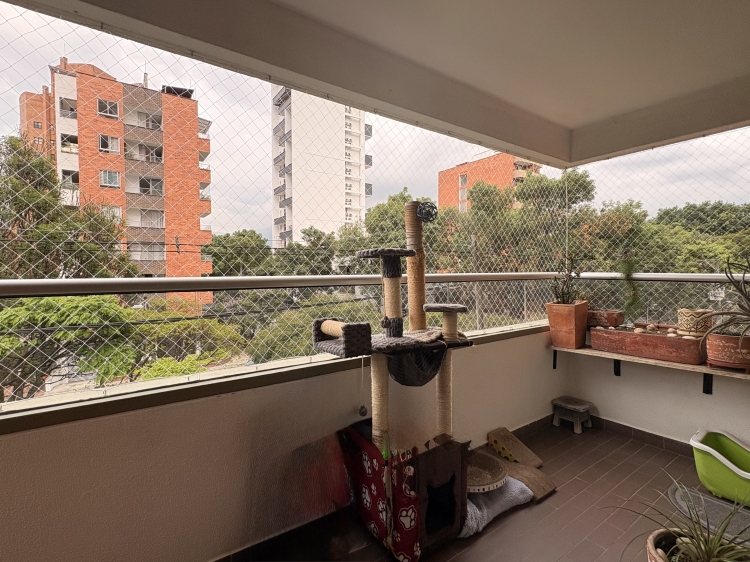 Apartamento en Calasanz, Medellín
